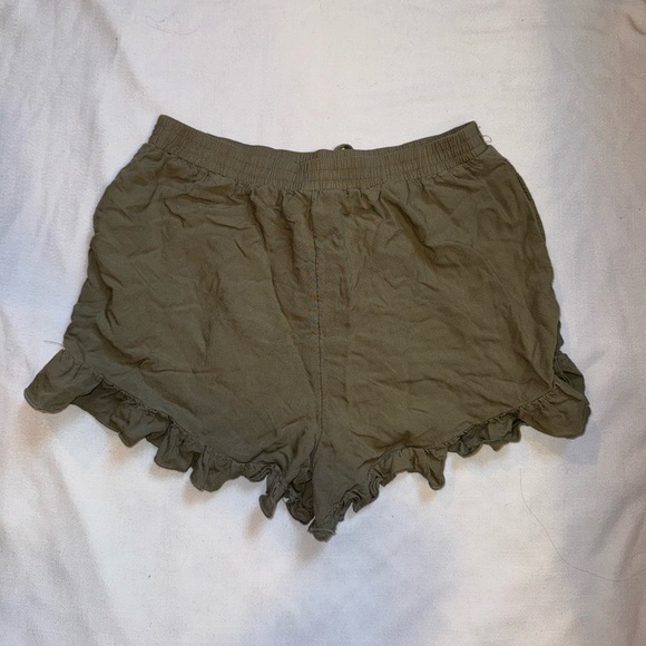 American Eagle Shorts - Picture 5 of 6